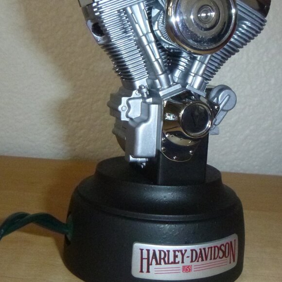 Hallmark Keepsake Harley Davidson Big Twin Evolution Engine - Picture 4 of 5